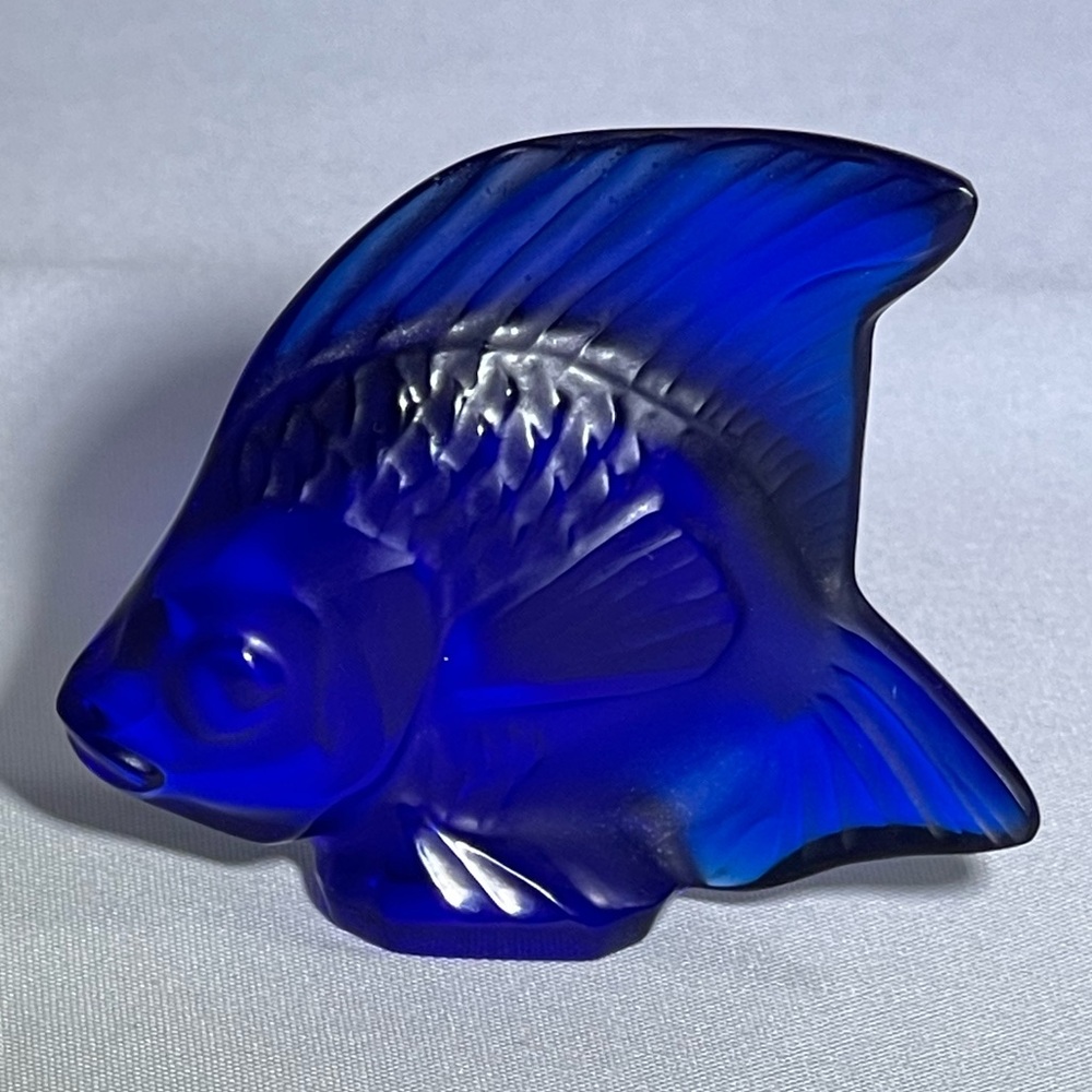 Lalique Crystal Signed Fish Sculpture CAP FERRAT BLUE